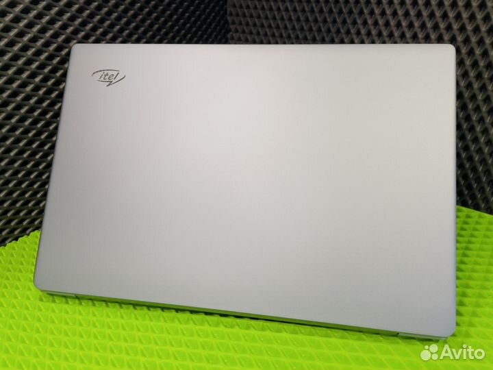 Ноутбук Itel spirit 2 I3 8+256Gb Как Новый