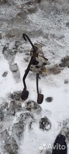 Педальный узел ауди 100с4 а6с4