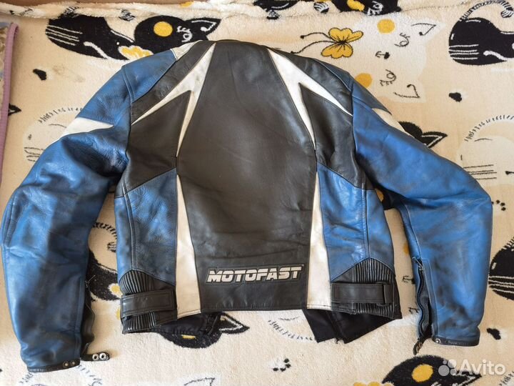 Мотокуртка кожаная мужская 48 (М)