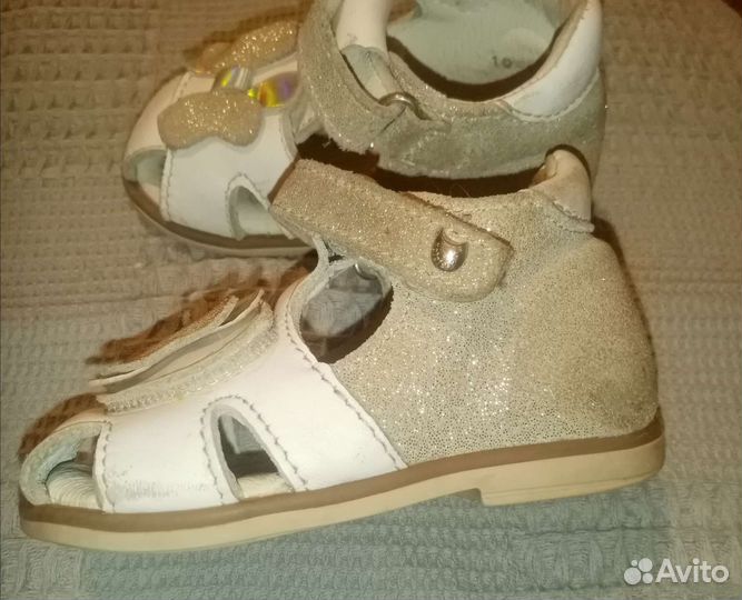 Босоножки для девочки 19