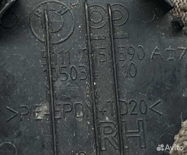 Заглушка в бампер передняя правая BMW X5 E70