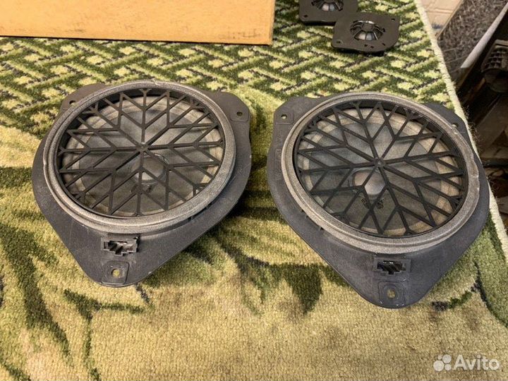 Динамик задний Audi A5 Rs5 8T 2011