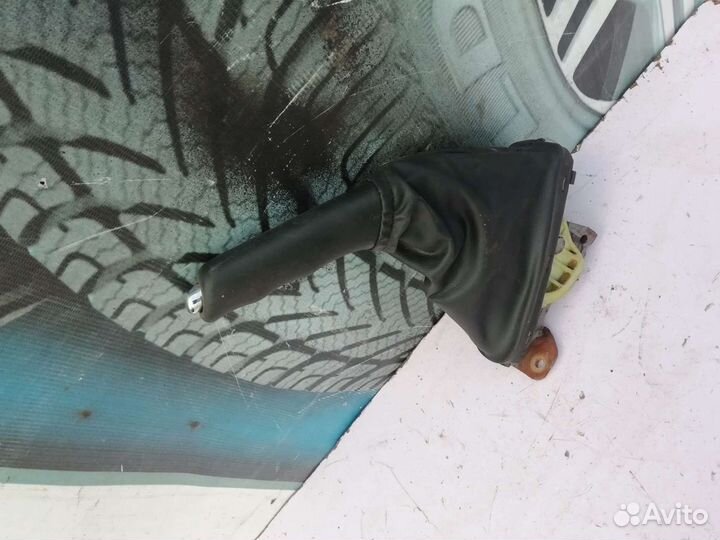 Ручник кожух Форд фокус l