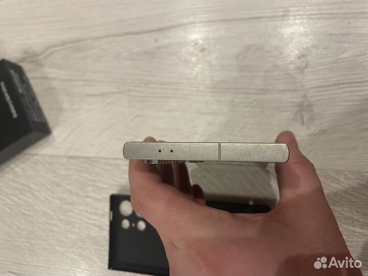 Samsung Galaxy S24 Ultra, 12/256 ГБ