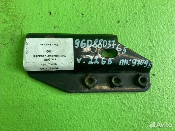 Кронштейн mercedes-benz actros MP 4