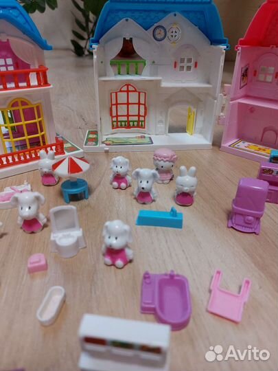 Домик кукольный. Высота 20 см