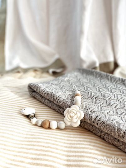 Держатель пустышки, соски White Rose