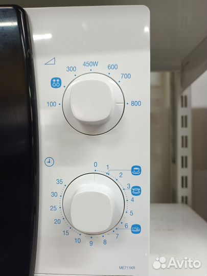 Микроволновая печь Samsung ME711KR