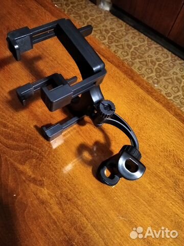 Автомобильный держатель для телефона