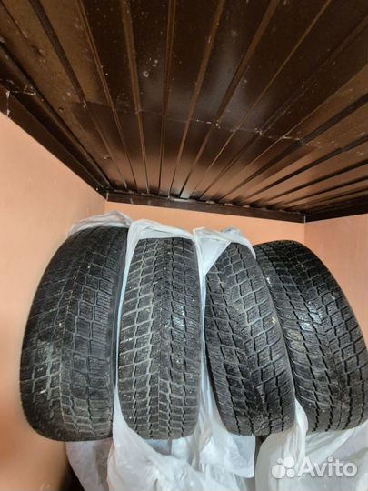 Roadstone Winguard SUV 235/65 R17 108M