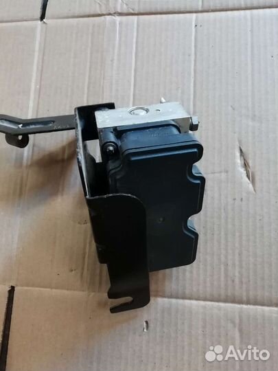 Блок абс Renault Sandero 2 logan 2