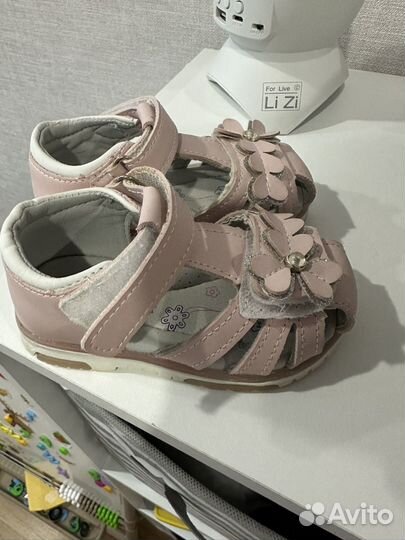 Сандалии для девочки 22 размер