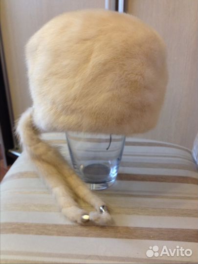 Женская норковая шапка