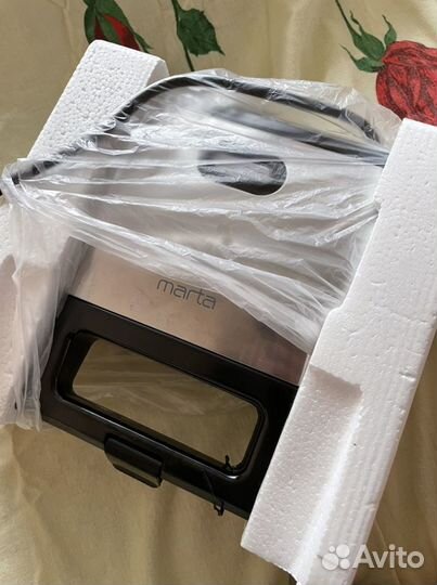 Сэндвичница marta