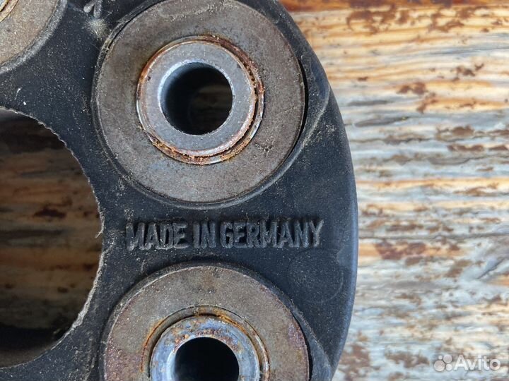 Эластичная муфта mercedes 190