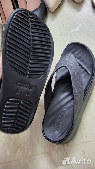 Женские шлепанцы crocs 38