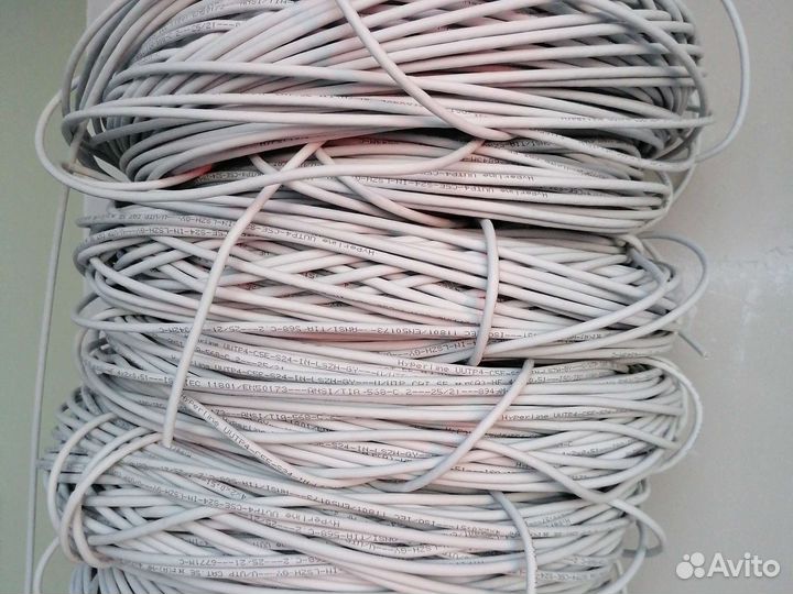 Кабель UTP 5e (витая пара, сетевой кабель)