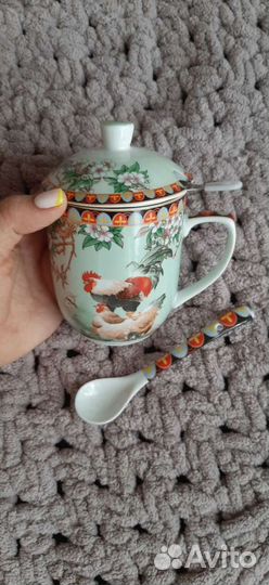 Кружка с заварником и ложкой