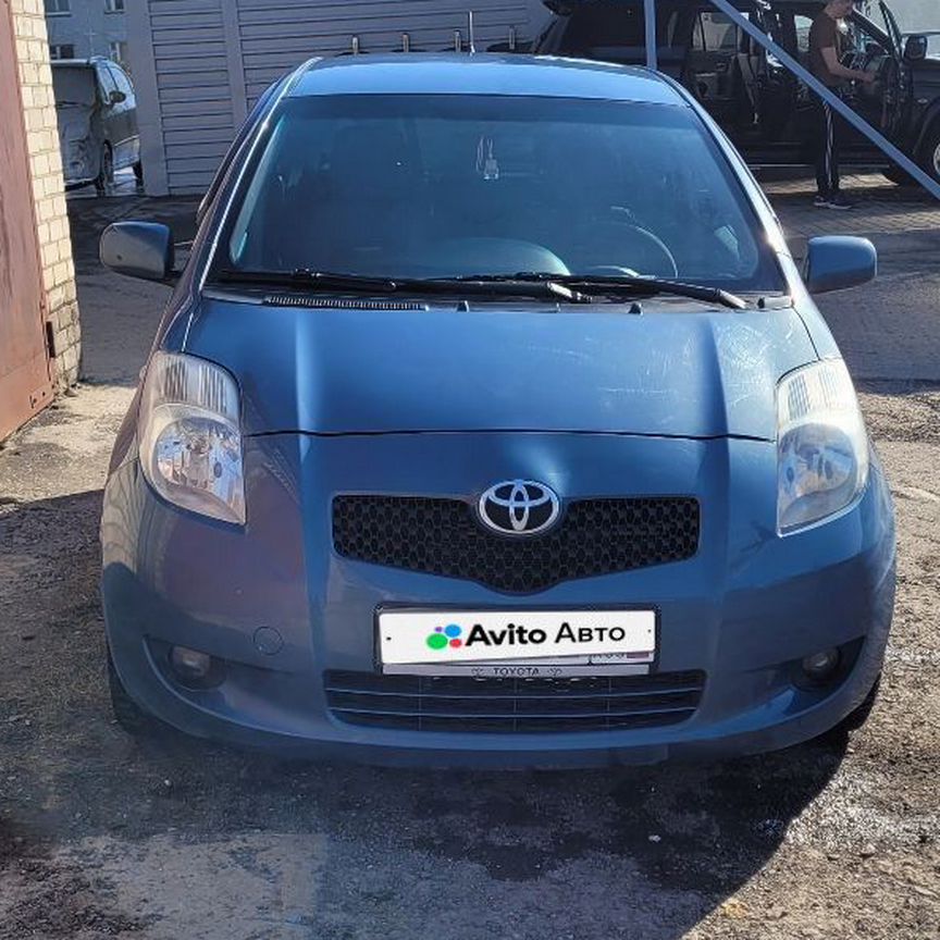 Купить Toyota Yaris 🚘 от 400 000 ₽ в Архангельской области