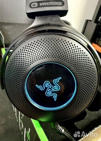 Игровые наушники Razer Kraken V3 Hypersense