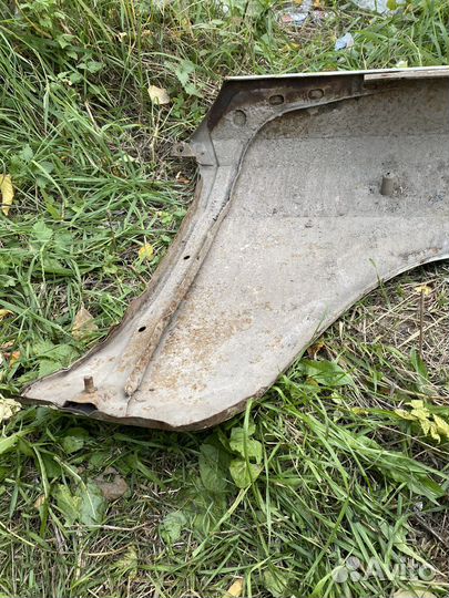 Крыло левые на волгу 3102