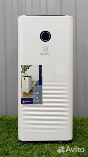 Осушитель воздуха Electrolux 25 л/сут (Новый)