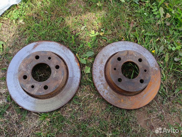 Передние тормозные диски. Ваз 2108-15