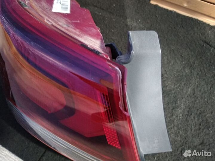 Фонарь левый внешний Hyundai Solaris