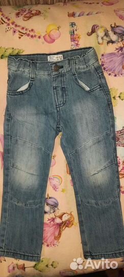 Джинсы + 2 футболки 98р