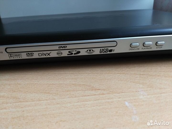DVD плеер Supra