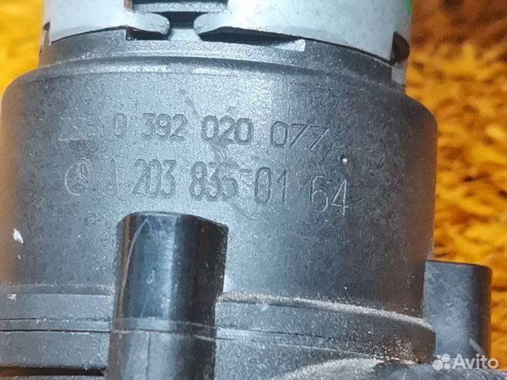 Помпа дополнительная Mercedes-Benz M-Class W164