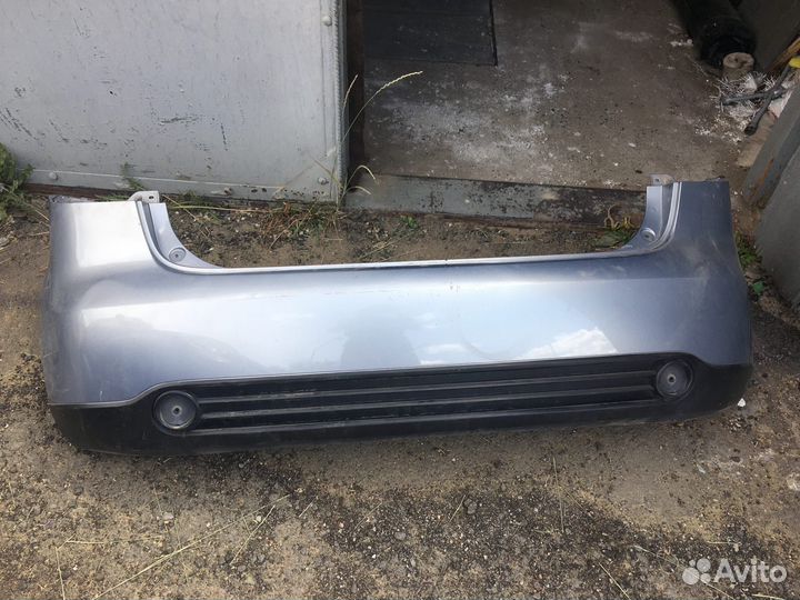 Бампер зад Mazda Verisa