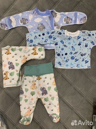 Распашонки новые, комплект и антицарапки