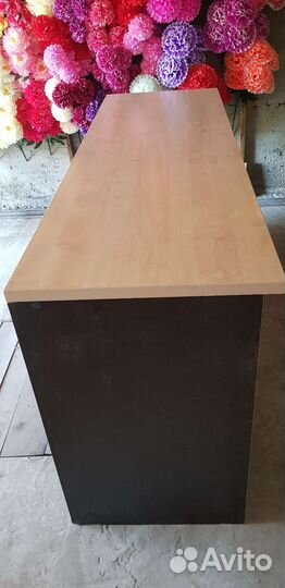 Стол для бизнеса