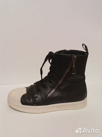 Детская обувь