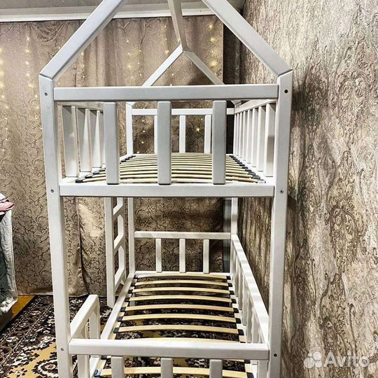 Двухъярусная кровать из массива от производителя