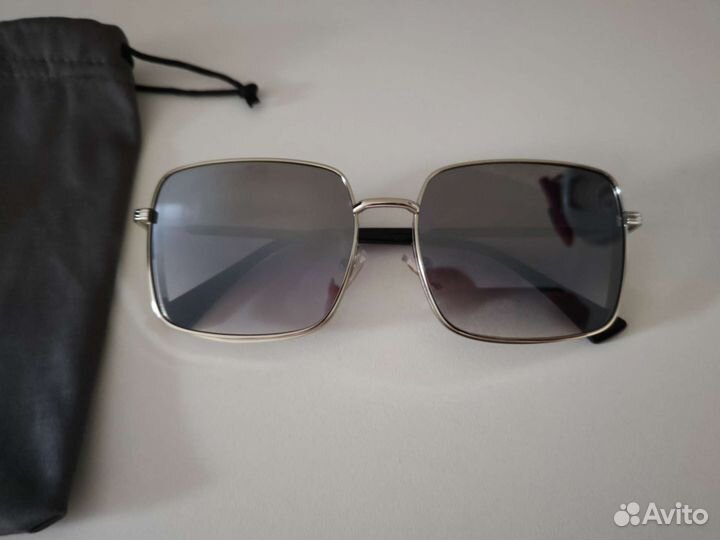 Солнцезащитные очки женские