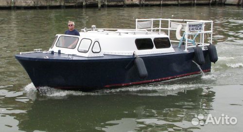 Катер Дизельный. Bayliner