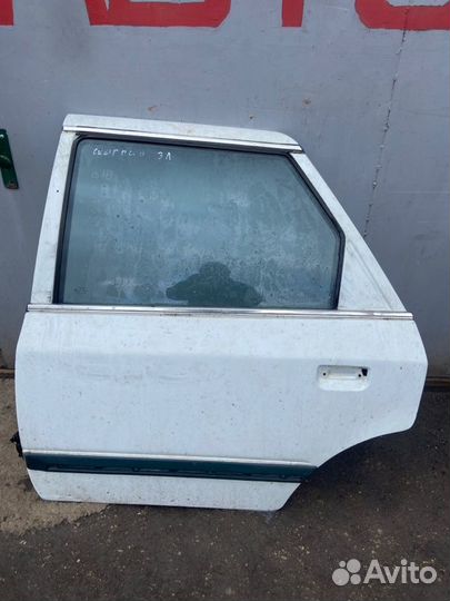 Дверь задняя левая Ford Scorpio лифтбек BRE 1989