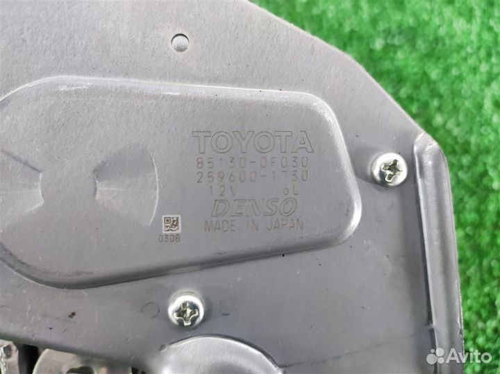 Мотор стеклоочистителя задний Toyota Verso R2 2009