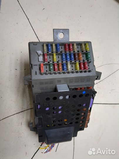 Блок предохранителей Renault Laguna, 2000