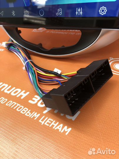 Штатна магнитола на Hyundai Solaris 2010-2016