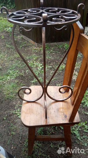 Кованые подставки для цветов