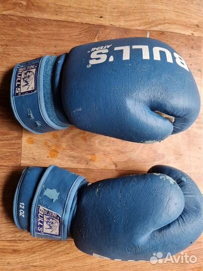 Боксерские перчатки,2 пары