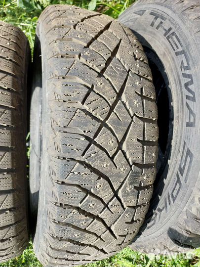 Nitto Therma Spike 185/70 R14