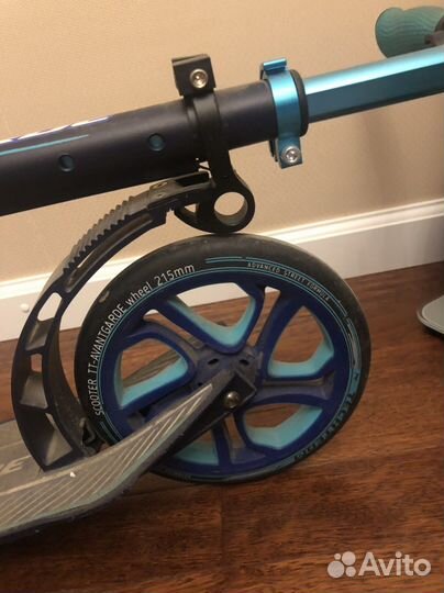 Самокат TechTeam Avantgarde 250