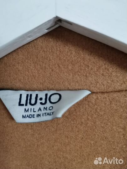 Liu jo пальто размер 40 (46 рос)