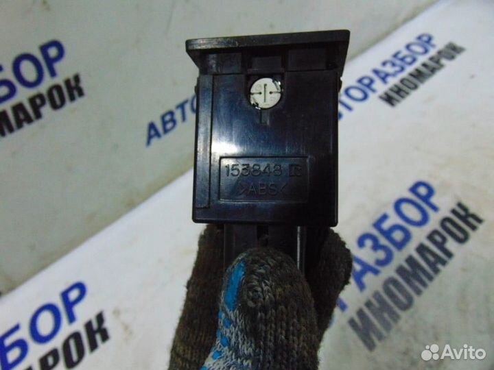 Кнопка обогрева сидений для Toyota Corolla 9 2001