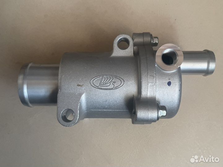 Продаю термостат на весту