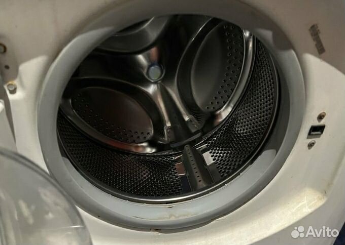 Стиральная машина Ariston avsl80